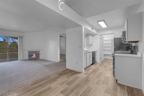7885 W Flamingo RD #2151, Las Vegas, NV 89147