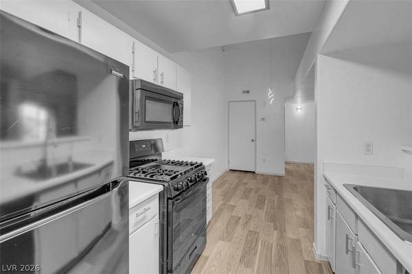 7885 W Flamingo RD #2151, Las Vegas, NV 89147