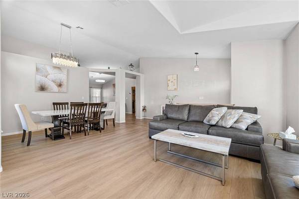 7724 Clearwood AVE, Las Vegas, NV 89123
