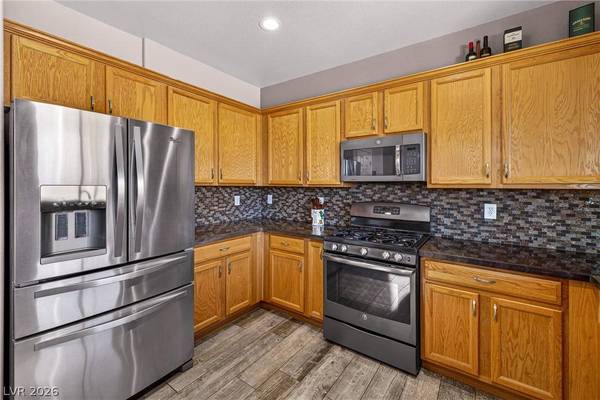 9682 Lightheart AVE, Las Vegas, NV 89148