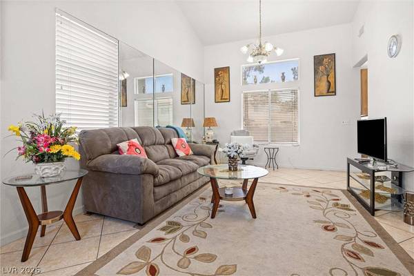 8747 Martinique Bay LN, Las Vegas, NV 89147
