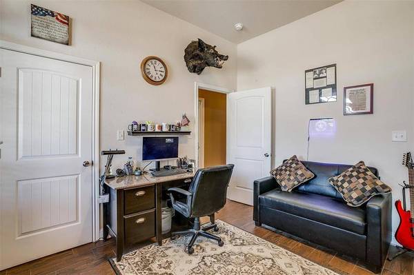 2004 Hill Crest Court, Weatherford, TX 76086