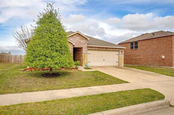 1264 Boxwood Lane, Burleson, TX 76028