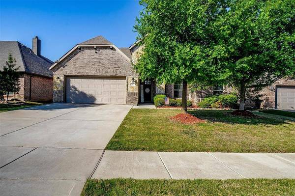 317 Madison Street, Burleson, TX 76028