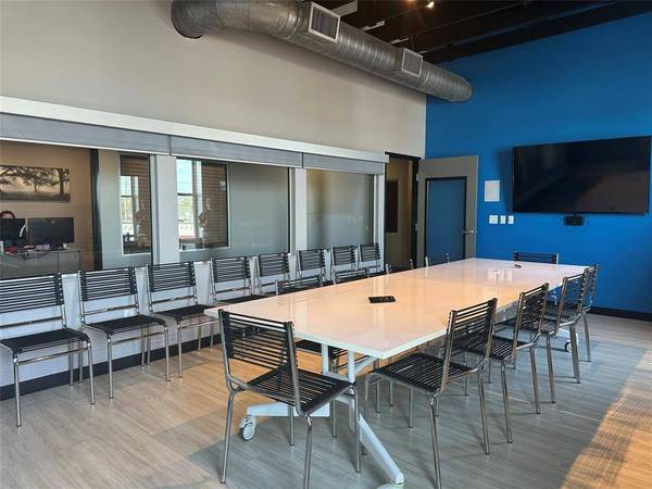 120 S Main Street #222, Burleson, TX 76028