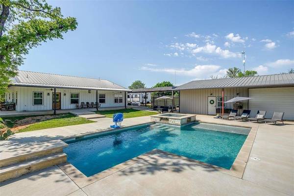 501 County Road 414, Cleburne, TX 76031