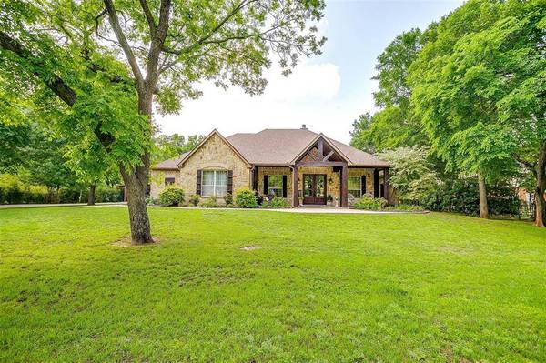 1320 Fox Lane, Burleson, TX 76028