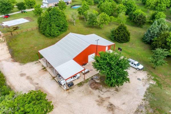 182 Hcr 1431, Covington, TX 76636