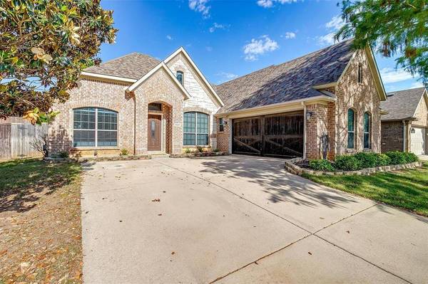 920 Monticello Drive, Burleson, TX 76028
