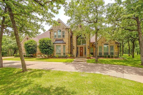 129 Country Vista Circle, Burleson, TX 76028