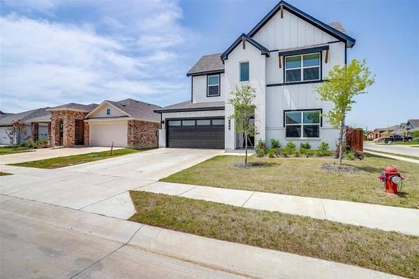 600 Trinity Park Trail, Alvarado, TX 76009