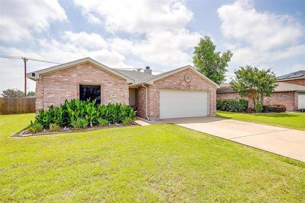 412 Hanover Street, Burleson, TX 76028