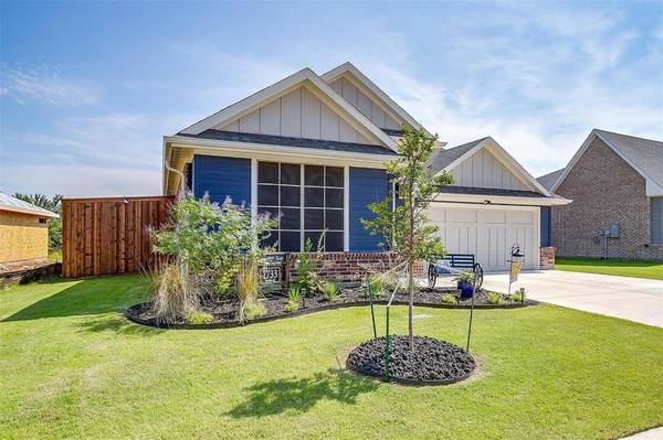 1733 Reverie Road, Burleson, TX 76028