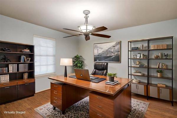 1347 Hillside Drive, Burleson, TX 76028