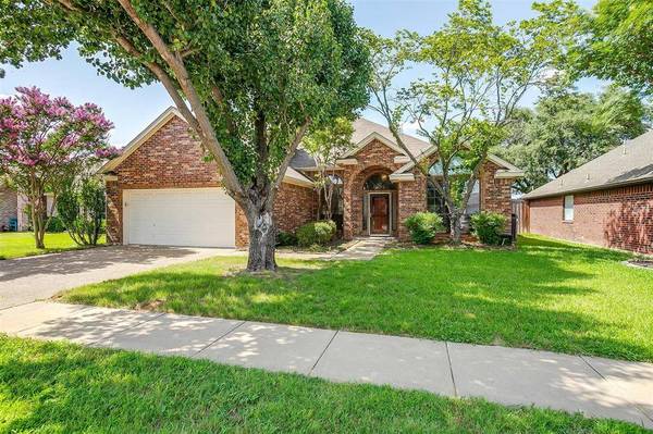 4307 Foxborough Trail, Arlington, TX 76001