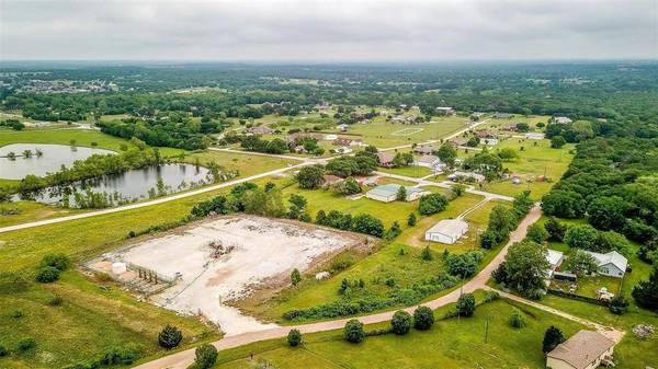 4616 E Renfro Street, Alvarado, TX 76009