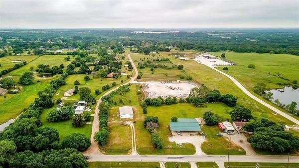 4616 E Renfro Street, Alvarado, TX 76009