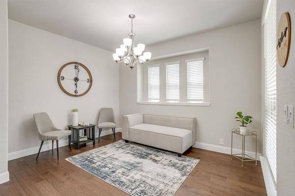 1024 Robles Way, Burleson, TX 76028