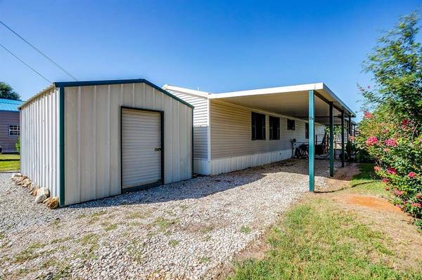 6606 Blue Water Court, Granbury, TX 76049