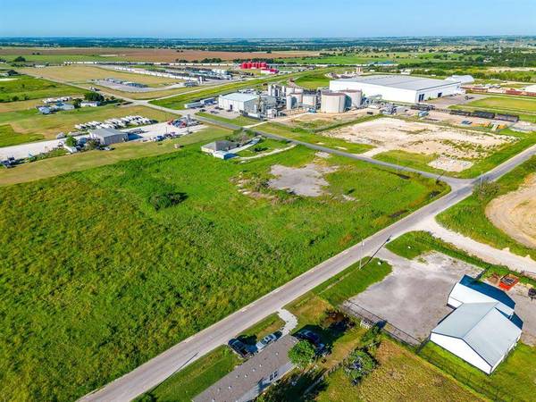 3617 County Road 902, Cleburne, TX 76058