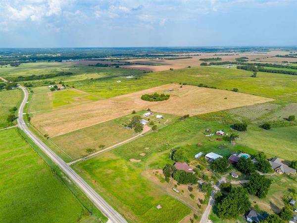 9325 Fm 2258, Grandview, TX 76050