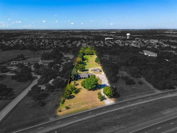 1060 S Burleson Boulevard, Burleson, TX 76028