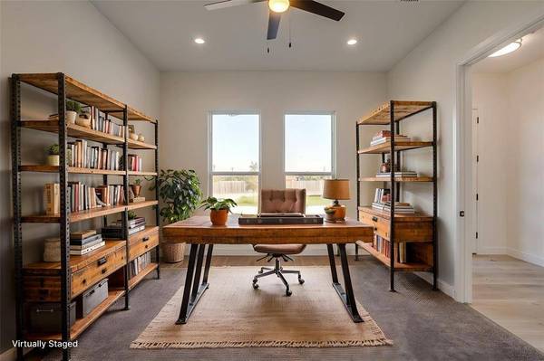 8024 Harvest Drive, Grandview, TX 76050