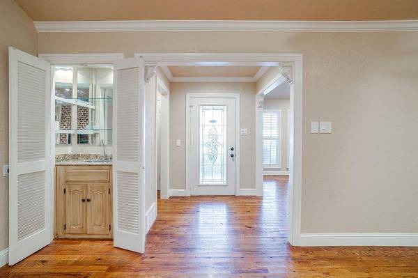 4801 Willow Run Court, Fort Worth, TX 76132