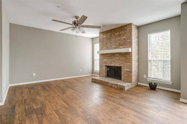 5806 Marvin Loving Drive #212, Garland, TX 75043