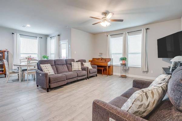 1824 Millbrae Road, Cleburne, TX 76033