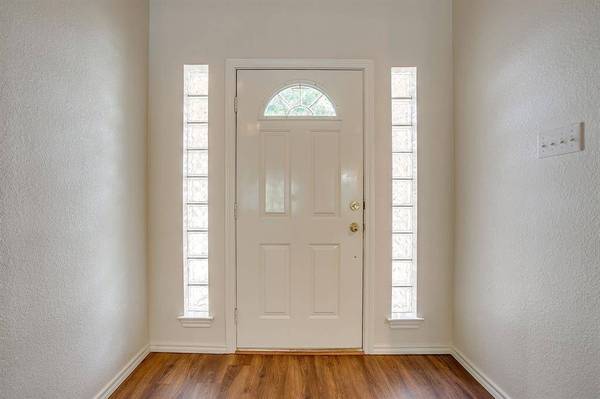 1033 Teresa Court, Weatherford, TX 76086