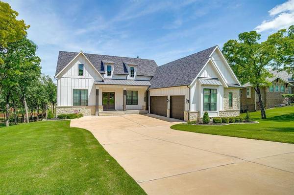 560 Prairie Timber Road, Burleson, TX 76028