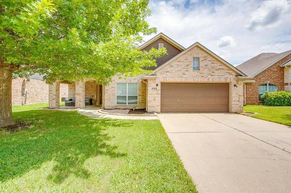 732 Evergreen Court, Burleson, TX 76028
