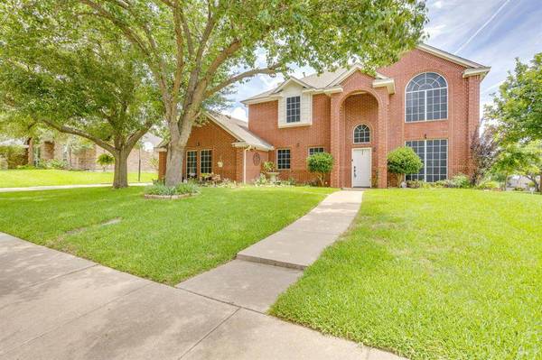 435 Arbor Lawn Drive, Burleson, TX 76028