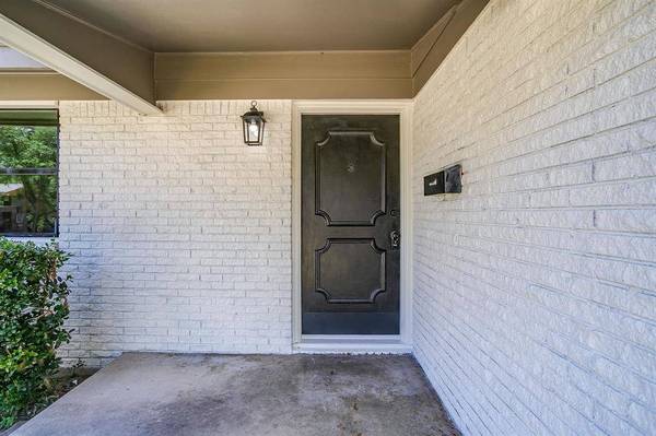 3501 Cimmaron Trail, Fort Worth, TX 76116