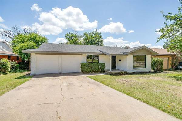 3501 Cimmaron Trail, Fort Worth, TX 76116