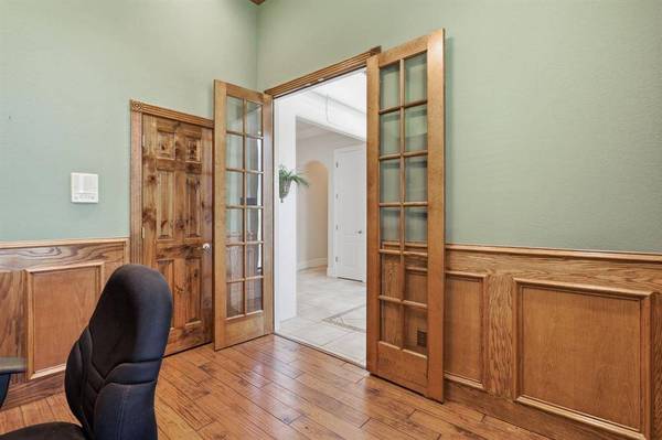 5030 Monroe Court, Midlothian, TX 76065