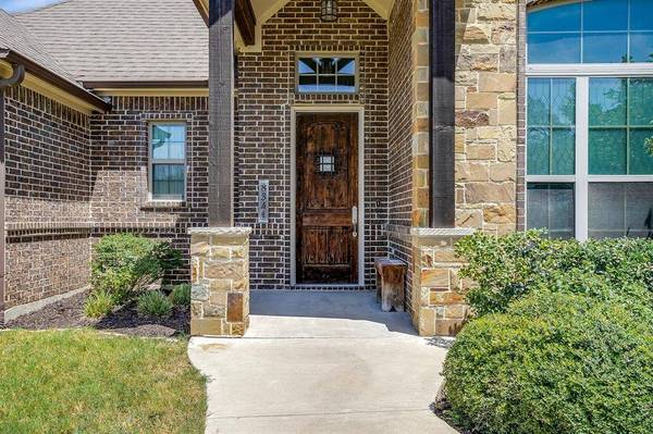 8341 County Road 201a, Grandview, TX 76050