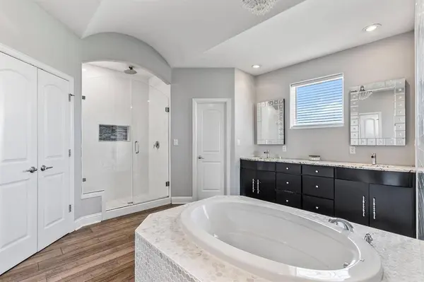 9583 Neal Road, Forney, TX 75126