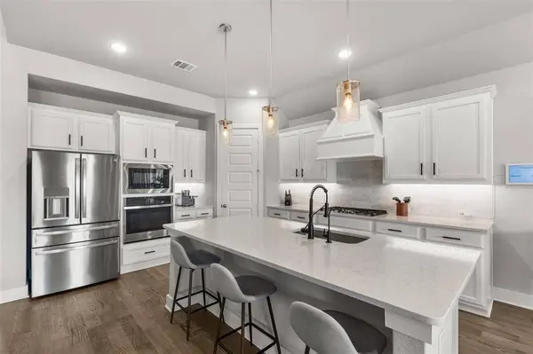 4133 Yellow Jasmine Lane, Heath, TX 75126