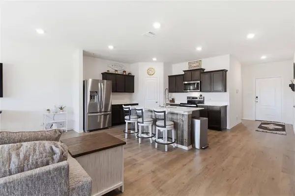 809 Sunlight Loop, Princeton, TX 75407