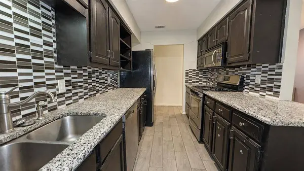 809 Memorial Drive, Wylie, TX 75098