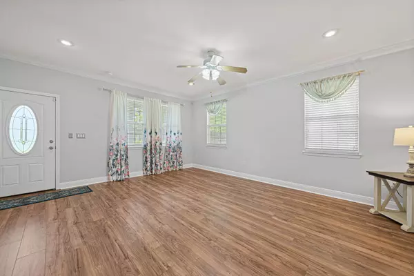 56 Quail Court, Freeport, FL 32439