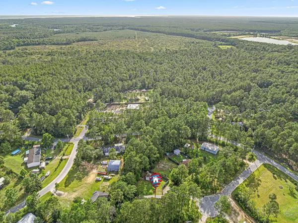 56 Quail Court, Freeport, FL 32439