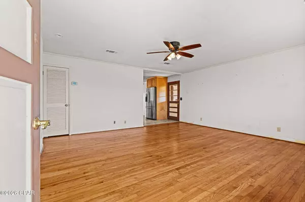 1426 David AVE, Panama City, FL 32404