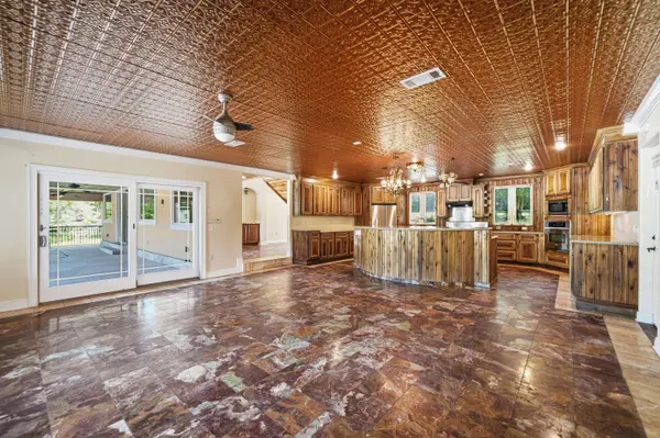 5698 Old Bethel RD, Crestview, FL 32536