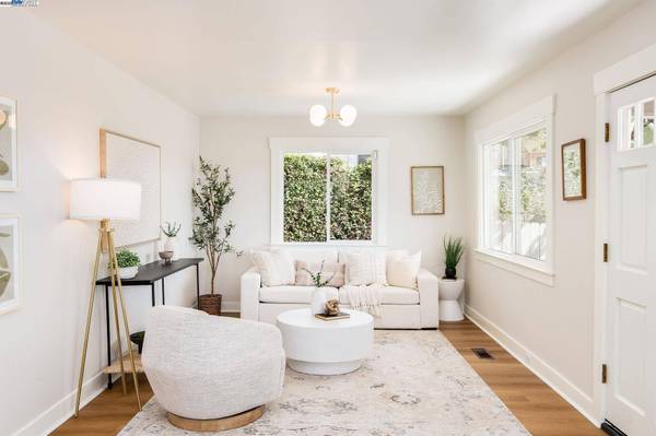 4400 Virginia Ave, Oakland, CA 94619