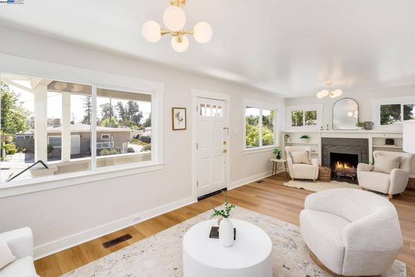 4400 Virginia Ave, Oakland, CA 94619