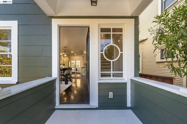 815 45Th St, Oakland, CA 94608