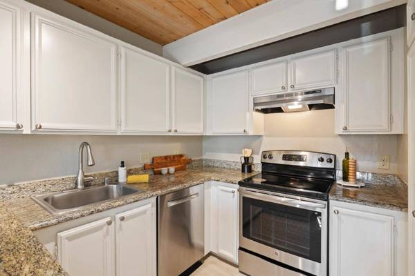 715 Quetta AVE B, Sunnyvale, CA 94087